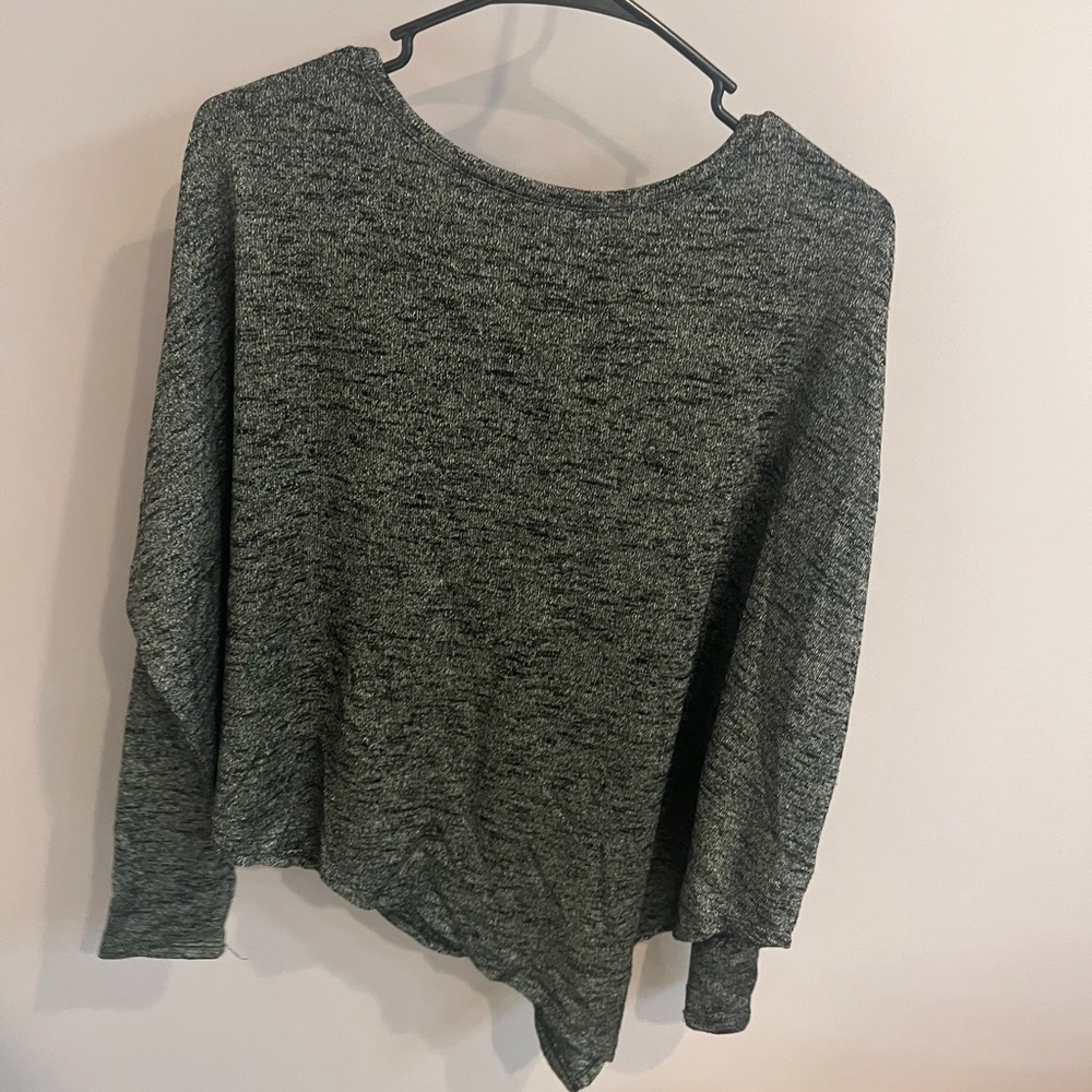 Bottom angle cut blouse. Barely worn